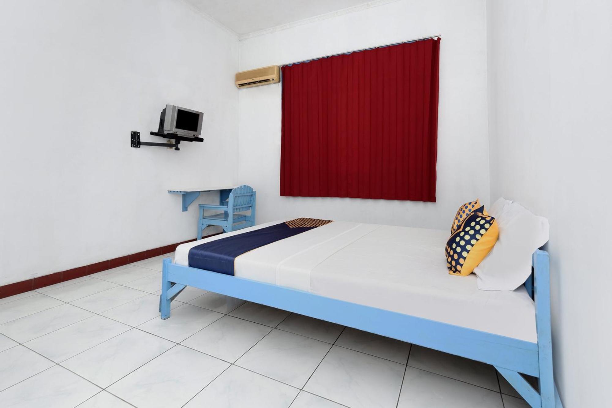 Spot On 2289 Hotel Saudara Tegal  Exteriér fotografie