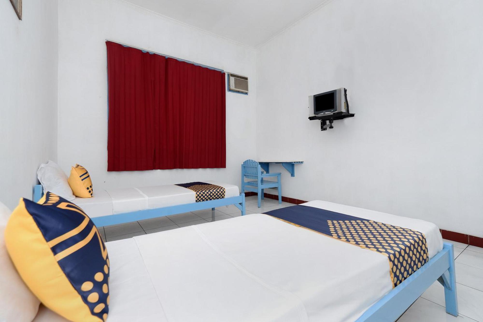 Spot On 2289 Hotel Saudara Tegal  Exteriér fotografie